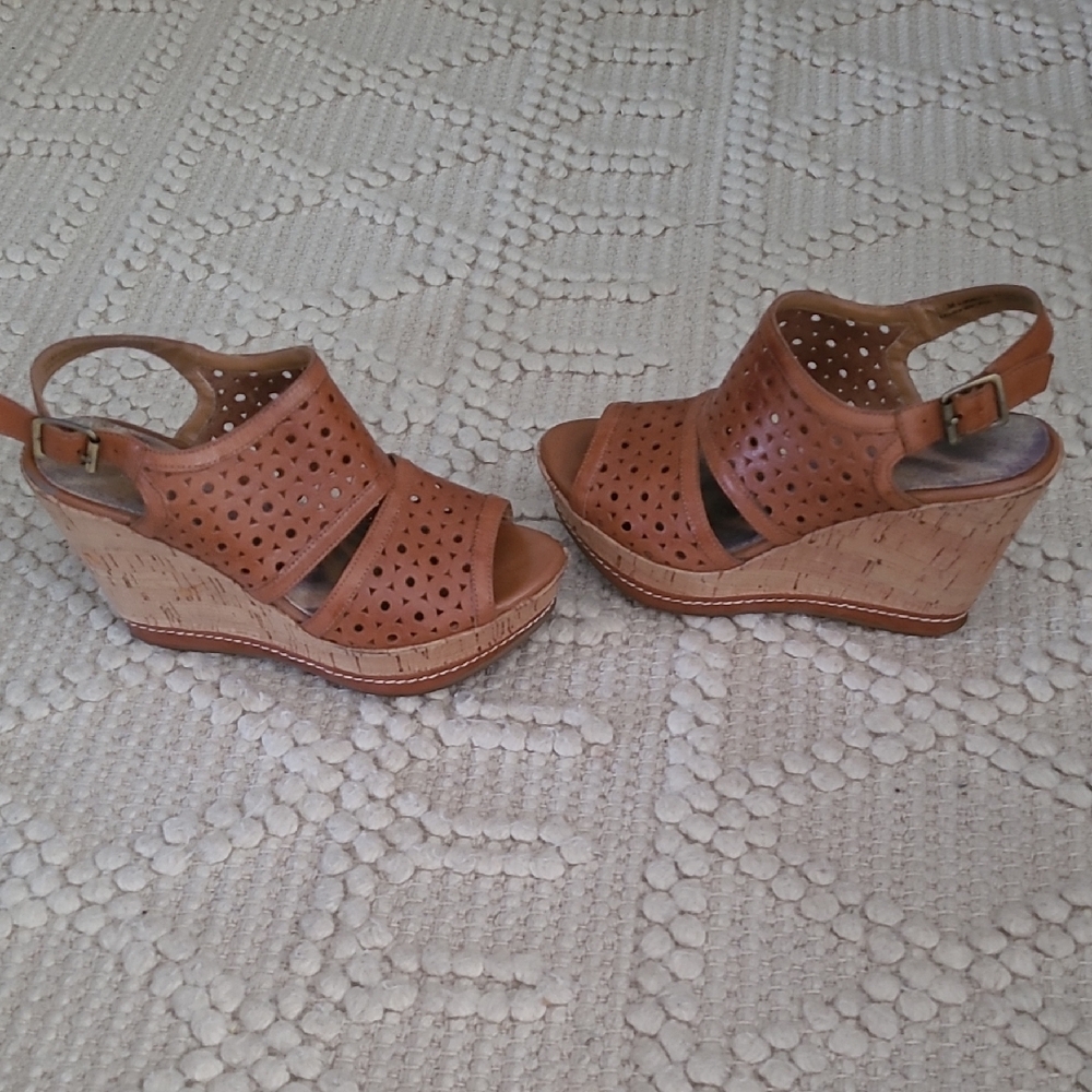 SE Boutique by Sam Edelman Designs Brown Wedges